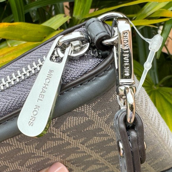 Michael Kors Jet Set Fulton Multifunction Phone Wallet MK Heather Grey Multi - Picture 5 of 10